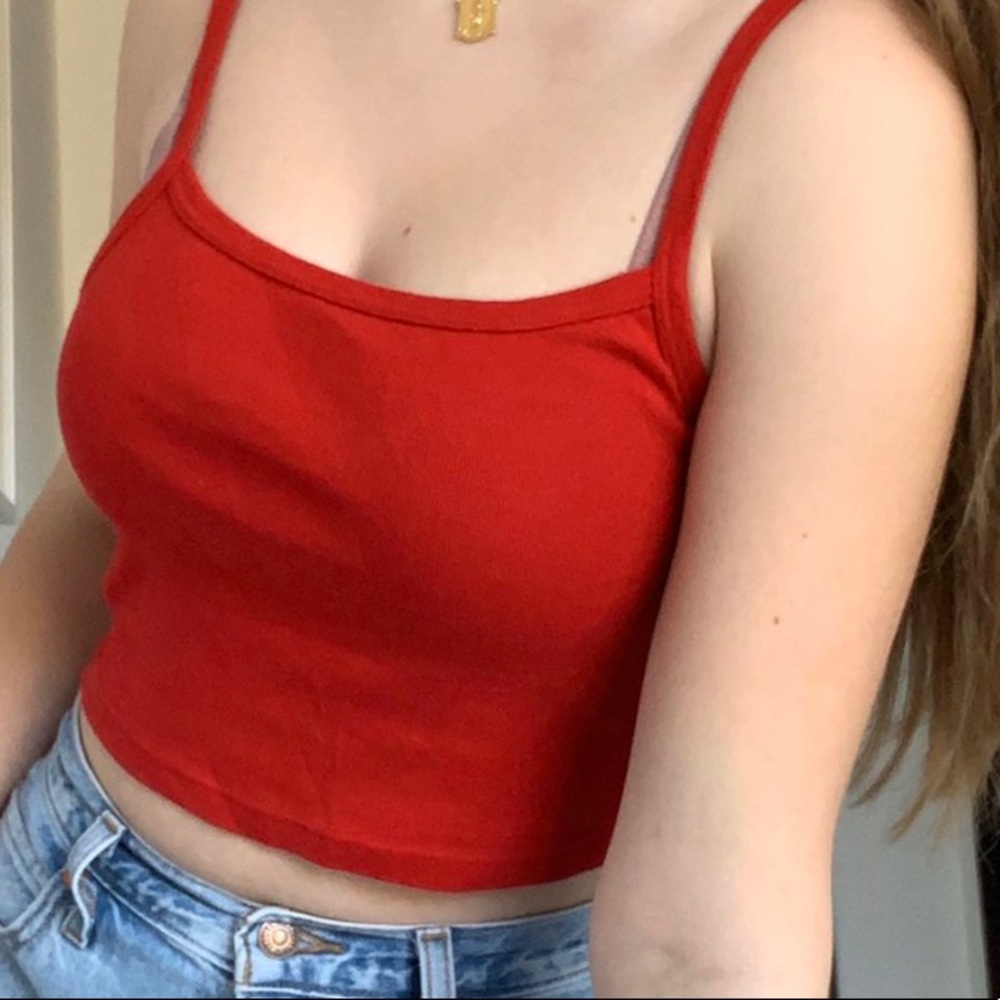 BRANDY MELVILLE RED TANK